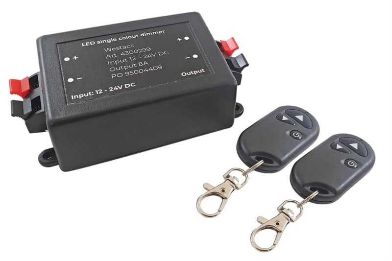LED dimmer 8A with remote control