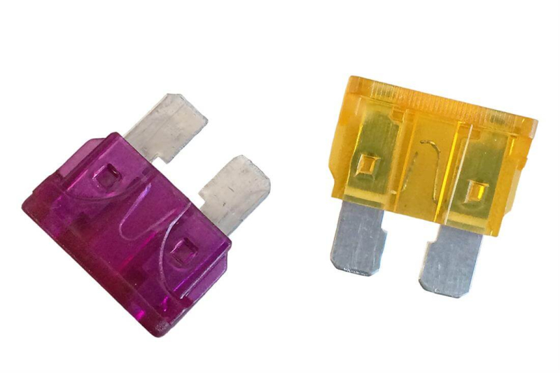 3 and 5 ampère mini blade fuse for Thetford toilet