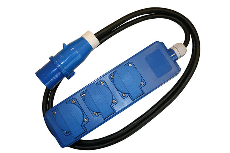 Quatro Unit CEE 4 way Schuko socket box camping with 1.5 meter extension cable